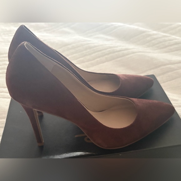 Charlies Women's Dark Brown Heels - Picture 5 of 6